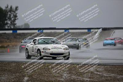 media/Nov-15-2025-CalClub SCCA (Sat) [[7bfa5a7151]]/Race/Group 4/